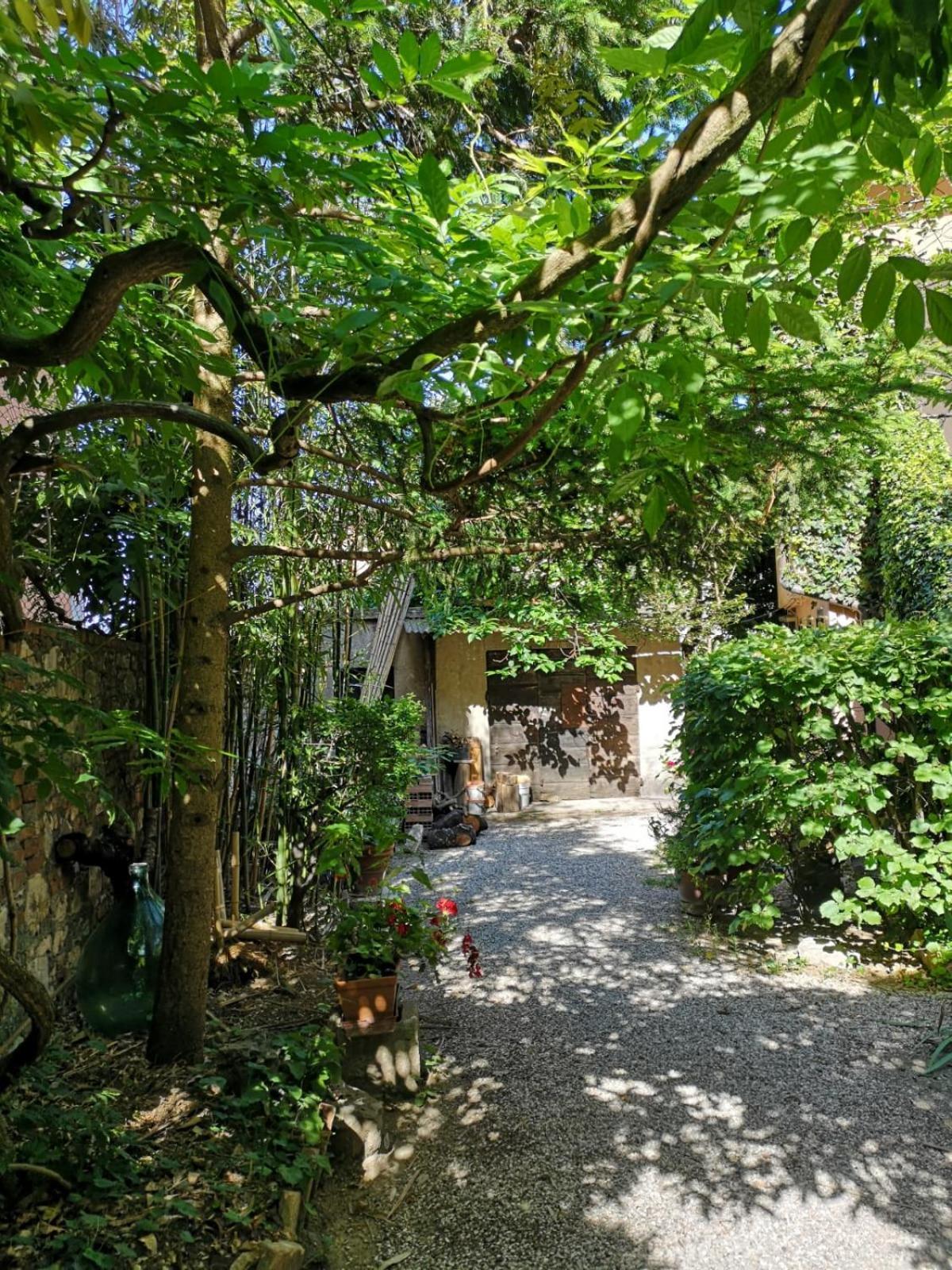 Holiday home Xx Settembre House In The With Garden